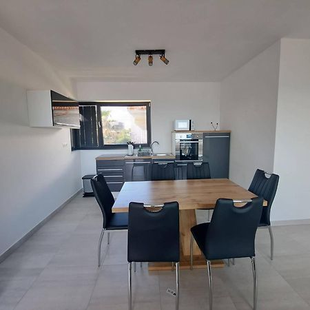 Villa Leptiric Вир Екстериор снимка